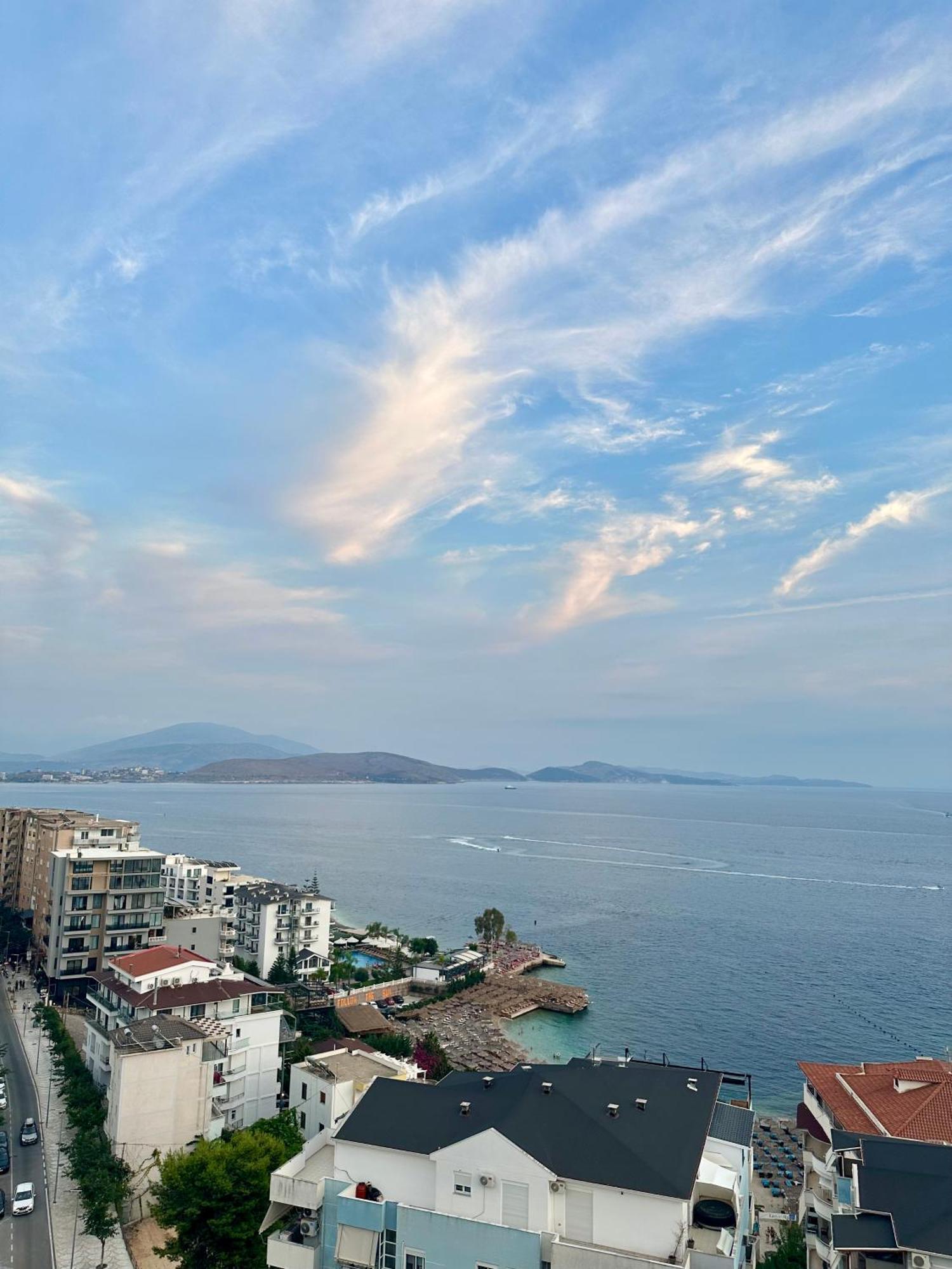 Kay Apartment Saranda Terraces Esterno foto